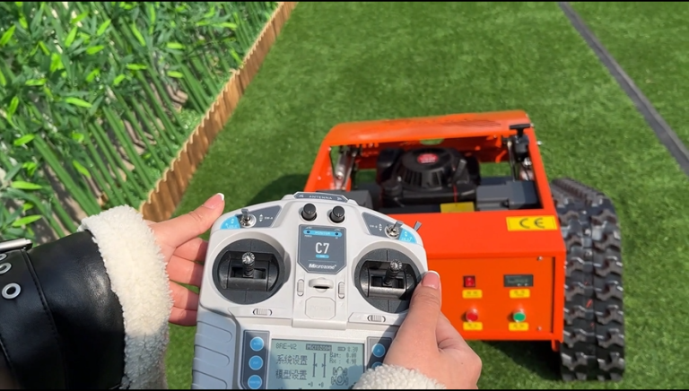 best price China wireless radio control tracked mower for sale