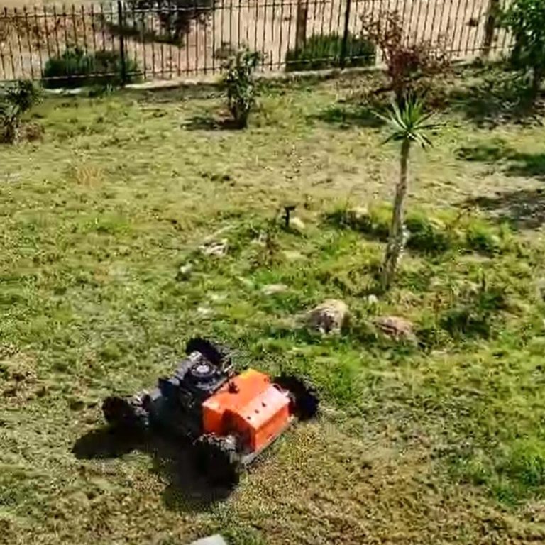 best price China wireless mowing robot for sale