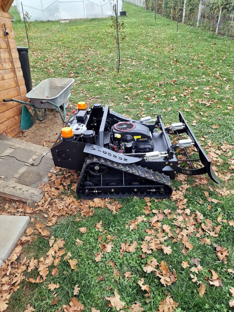 remote operated lawn trimmer for sale from China manufacturer factory