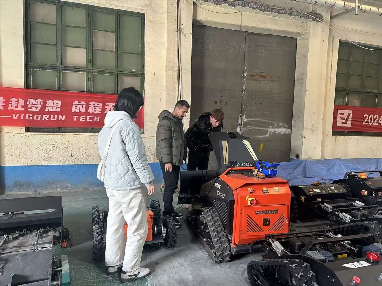 ★ 2025 MTSK1000 All-in-One Remote Tracked Multitasker | 35° Slope | Snow Plow + Mower + Tiller | China Factory Direct ★