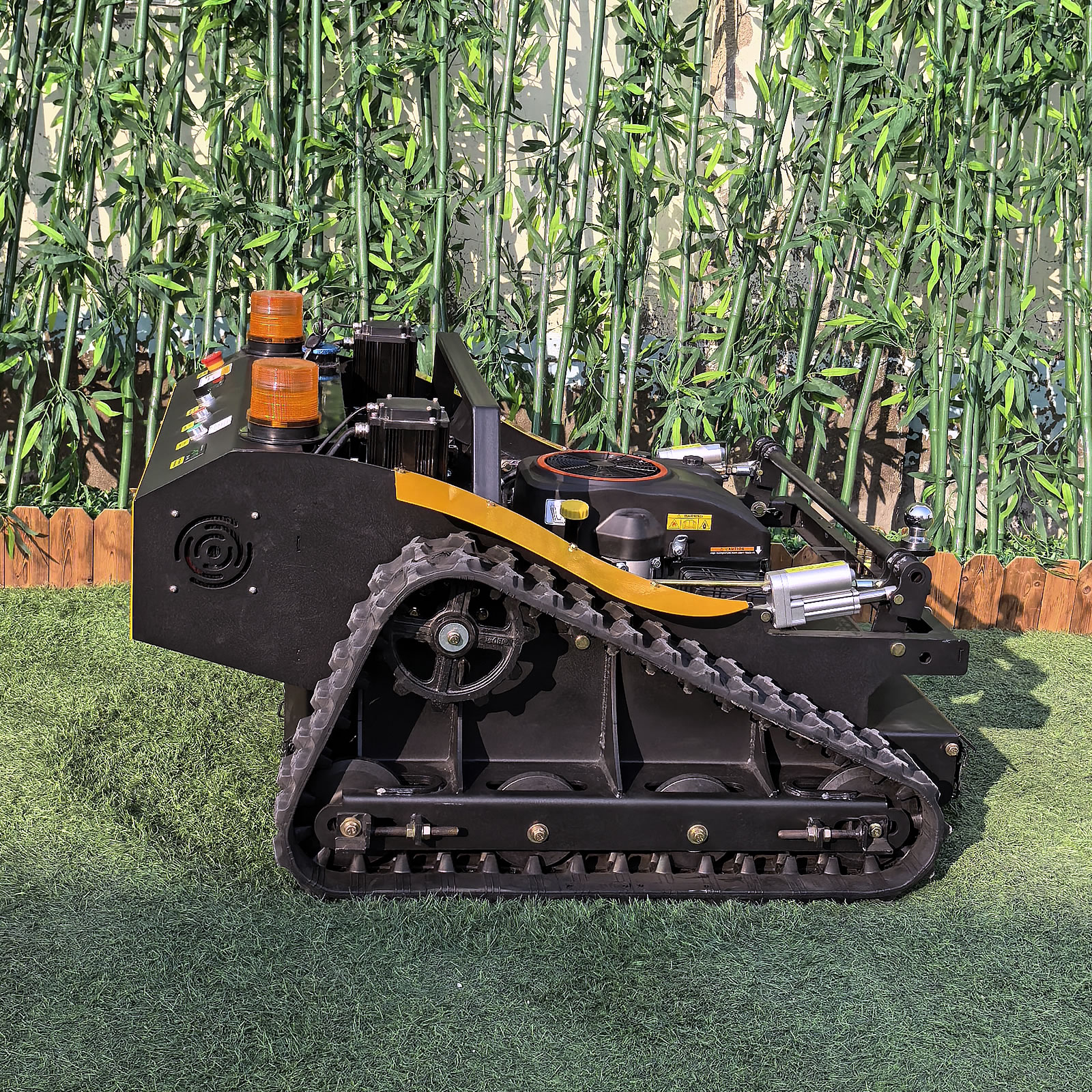 Remote Robust Slope mower (VTLM800) With Tow Hitch, Industrial Remote Control, Timer, Scale - Image 5