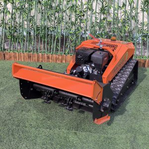 Remote controlled hammer mower (MTSK800 with hammer flail)